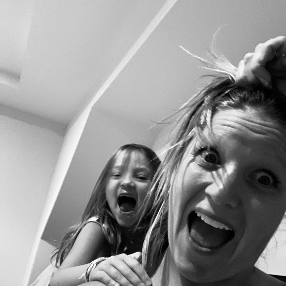 Meet your Posher, Rachel - Picture 1 of 1